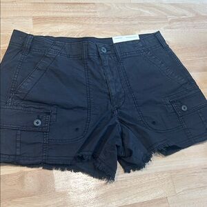 Size 4 w27 American Eagle Outfitters Black Mom Cargo Style Shorts